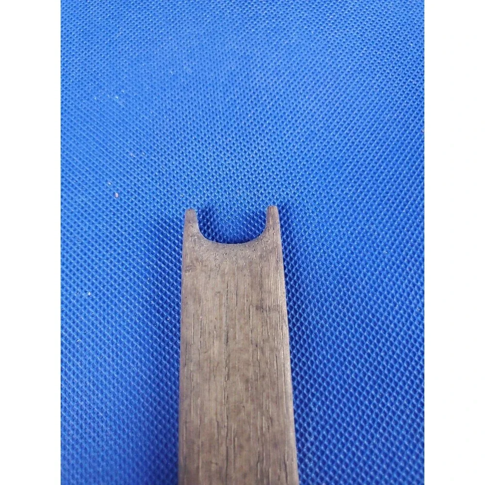 Antique Maine Nautical Hand Carved Primitive Wood Shuttle Fish Net Repair Tool